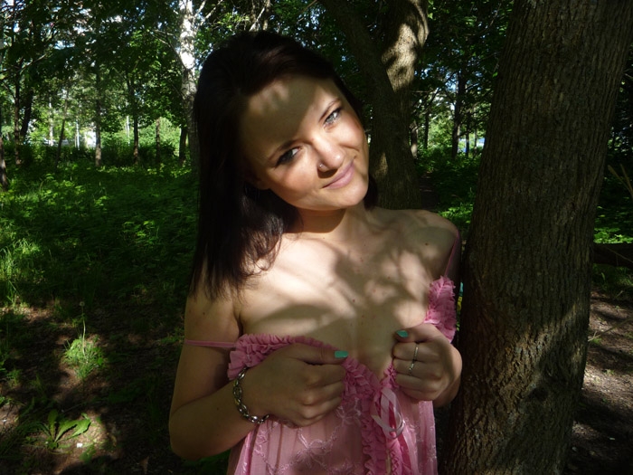 Мои услуги откроют перед тобой новый мир наслаждения. Я игривая, страстная и обладающая мастерством, чтобы доставить тебе незабываемое удовольствие. Нежное прикосновение кожи и горячие поцелуи станут лишь началом нашей экзотической встречи. У меня есть множество способов удовлетворить тебя, и я готова предложить их все. Обнимая тебя в своем уютном укрытии, я обещаю, что каждая минута с тобой будет наполнена страстью и раскованностью. Ах, как я с нетерпением жду того момента, когда наши тела сольются в единое целое 🌟💋💖 Любовные отзывы и фото доступны на моей страничке. Позвони мне и дай себе шанс насладиться непревзойденным удовольствием в Москве! 💋😉🔥 24336, 20 лет